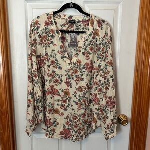 Torrid Cream Floral Blouse